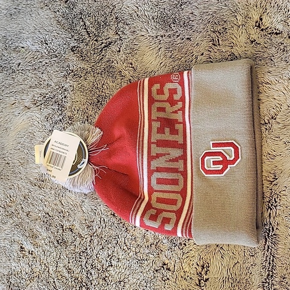 Top of the World Other - NWT‎ Oklahoma Sooners Beanie